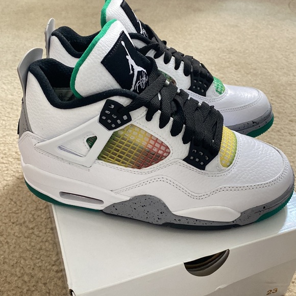 Woman’s Air Jordan 4 Retro white/black/lucid-green - Picture 2 of 6